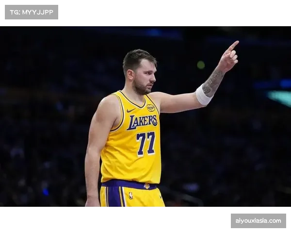 湖人主场2分险胜掘金，东契奇51+10+9超级三双延续火热状态